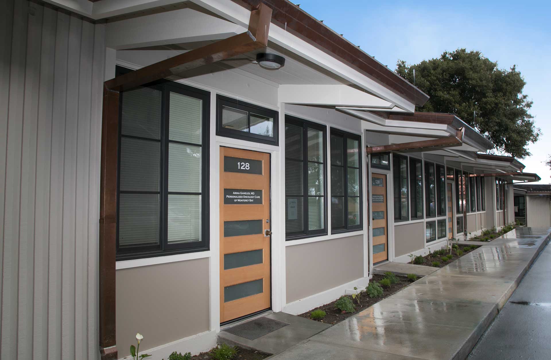 Personalized Oncology Care of Monterey Bay. Medicine Redefined. Arina